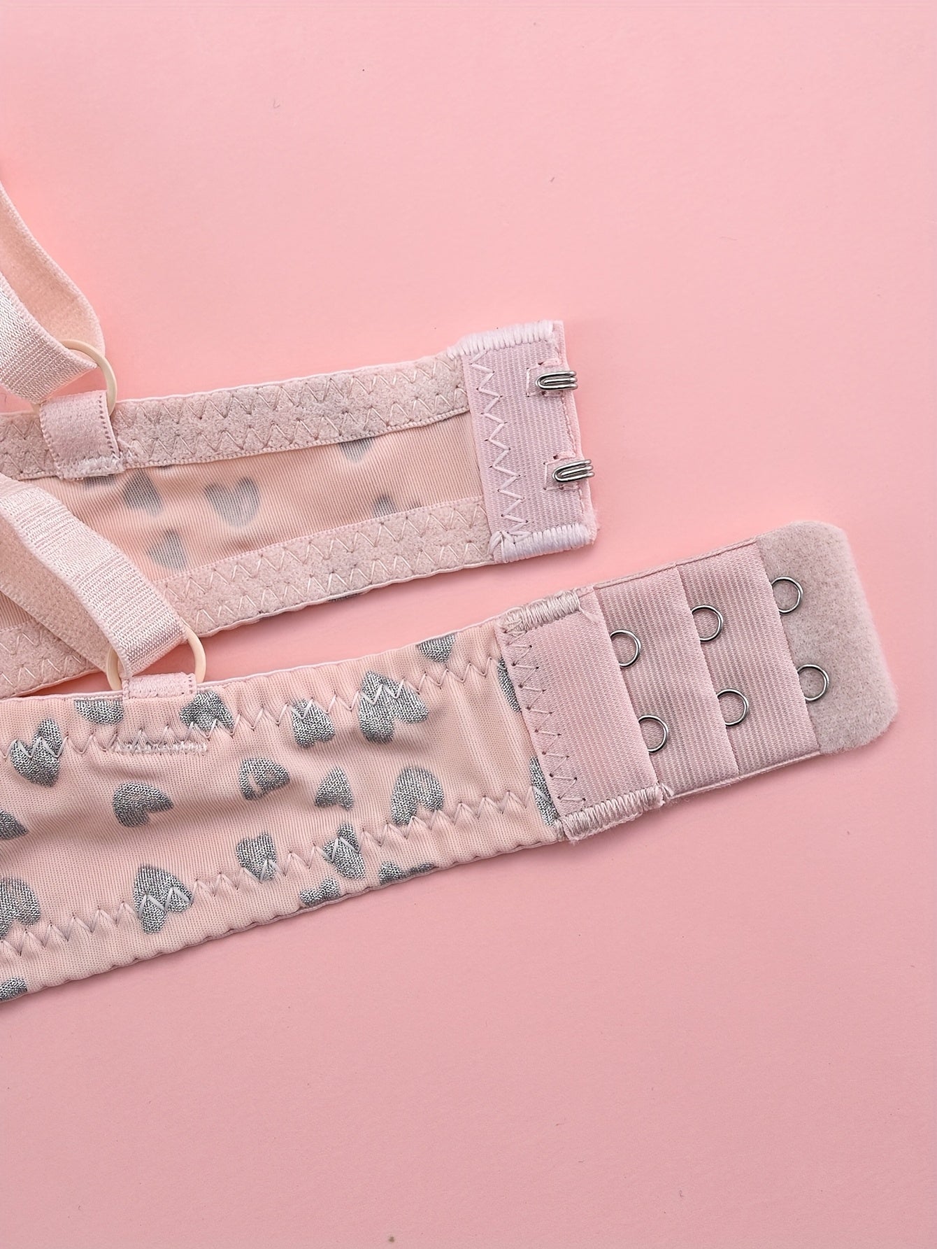 Sexy Graffiti Heart Print Beautiful Back Pull-On Bra Set